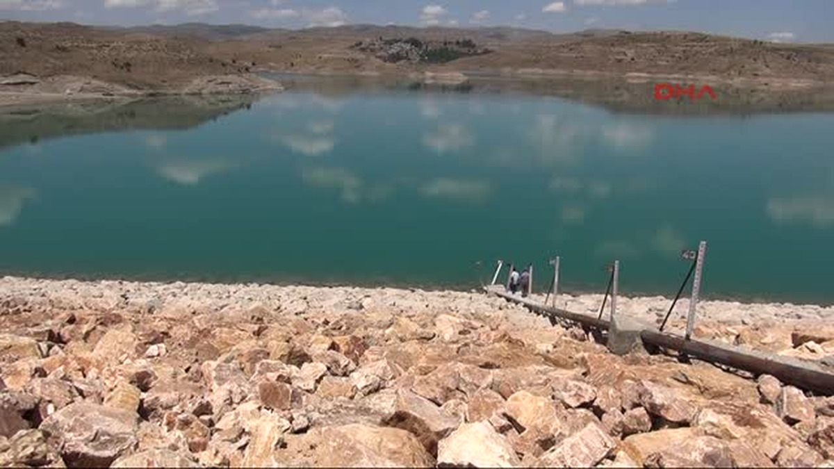 Sivas 4 Eylül Barajında Su Seviyesi Düştü