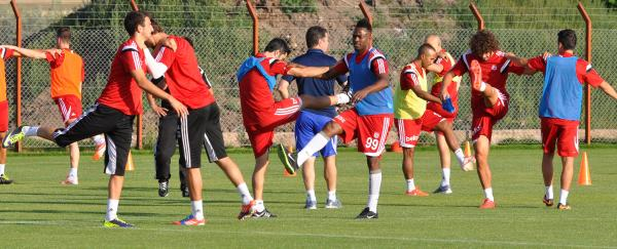 Sivasspor Çalışmalarını Sürdürdü