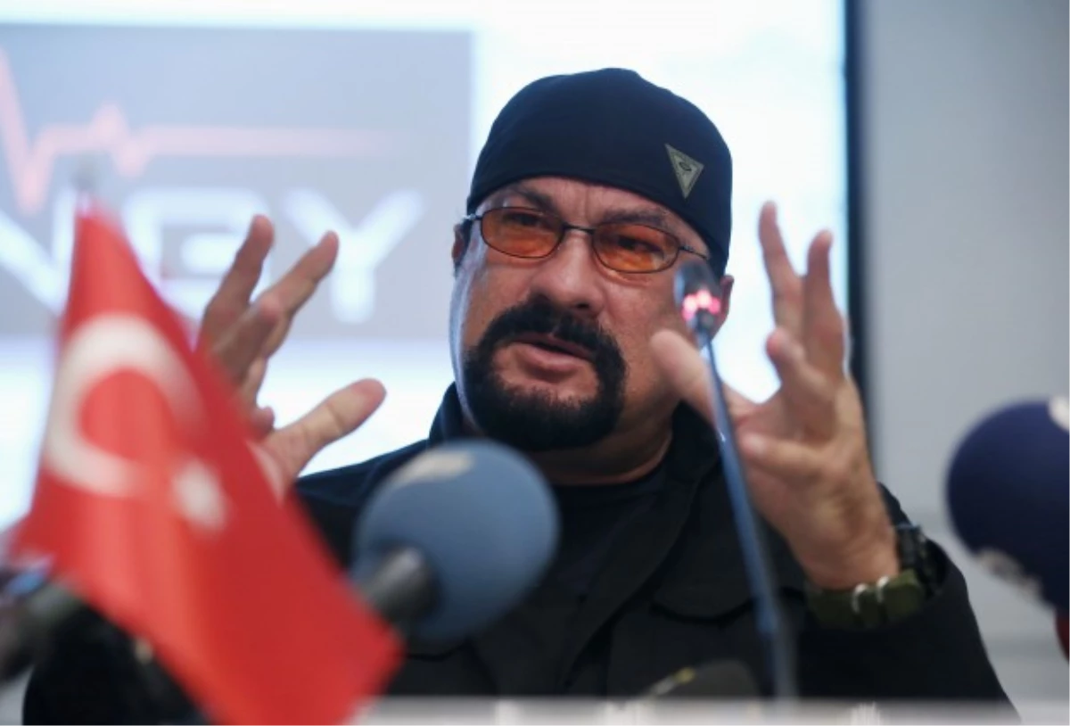 Steven Seagal, Beşiktaş İftar Çadırında