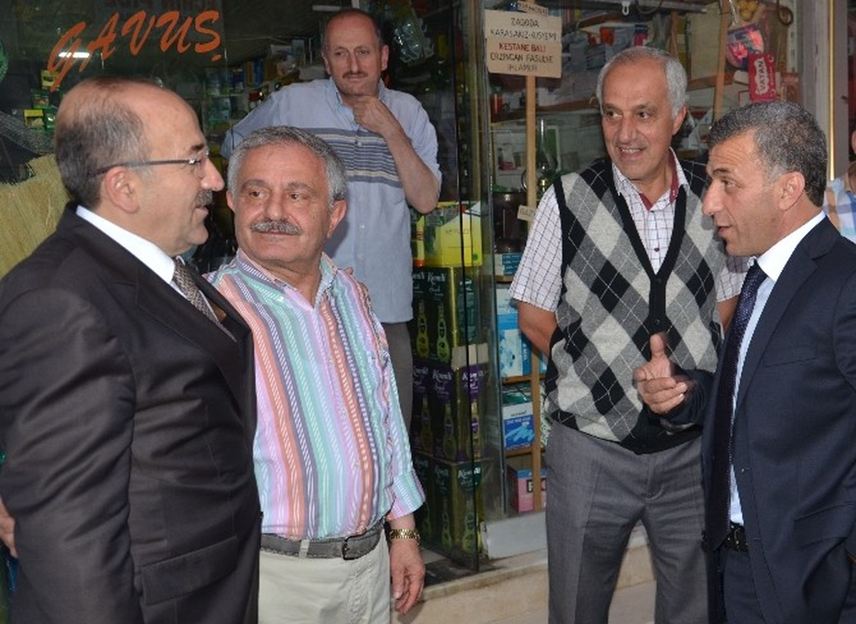 Trabzon Büyükşehir Belediyesi\'nin İftar Programları Sürüyor