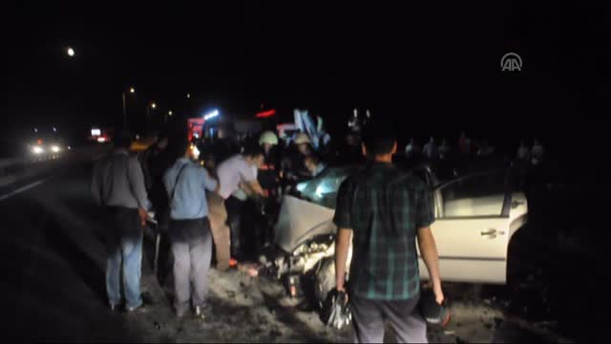Trafik kazası: 3 ölü, 1 yaralı -