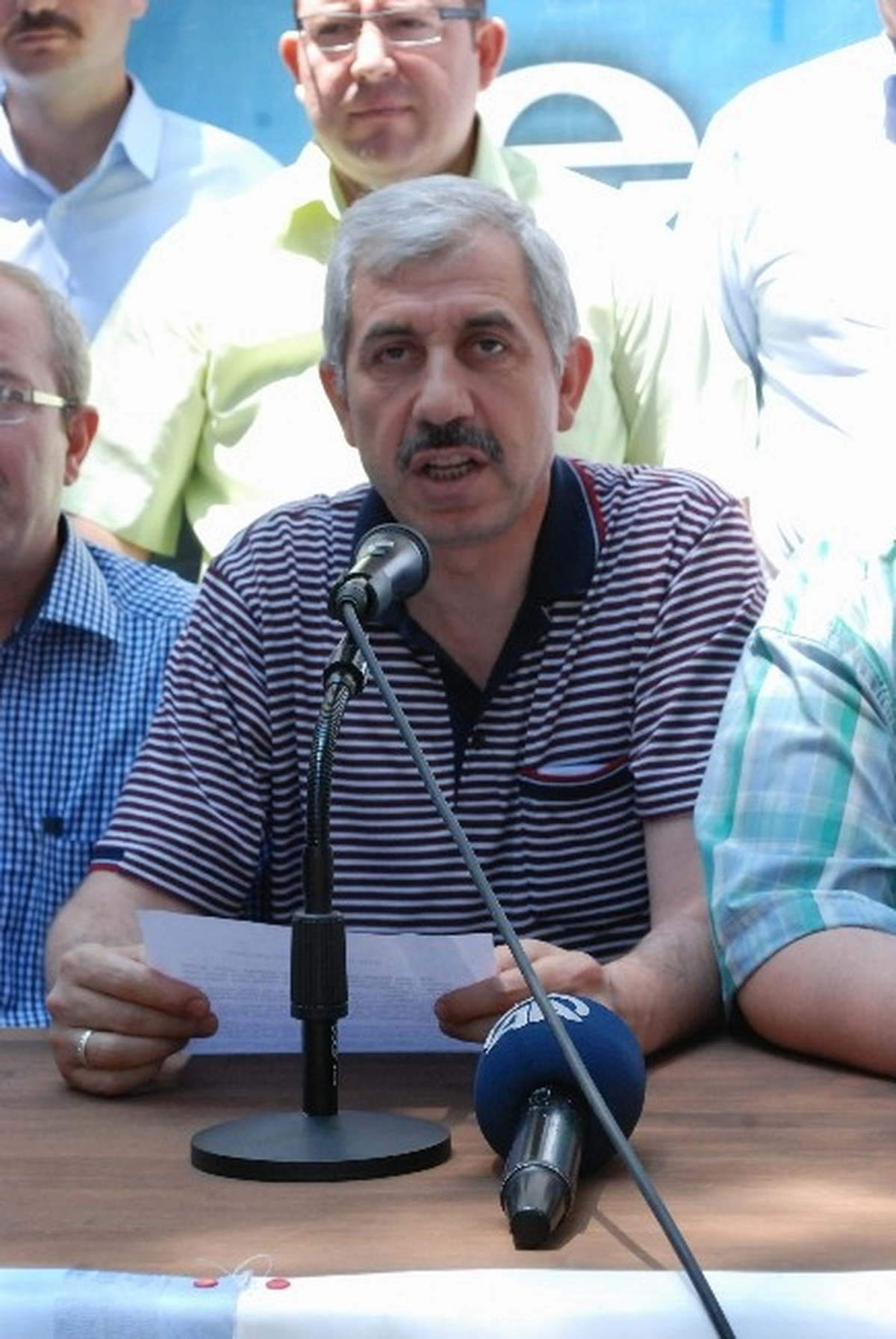 Afyonkarahisar\'daki İmam Hatip Lisesi Tartışmalarına Sivil Toplum Örgütleri de Katıldı