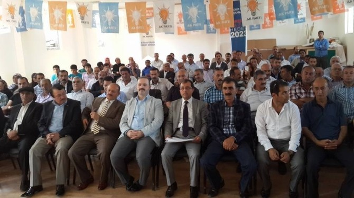 AK Parti\'de Devir Teslim Töreni