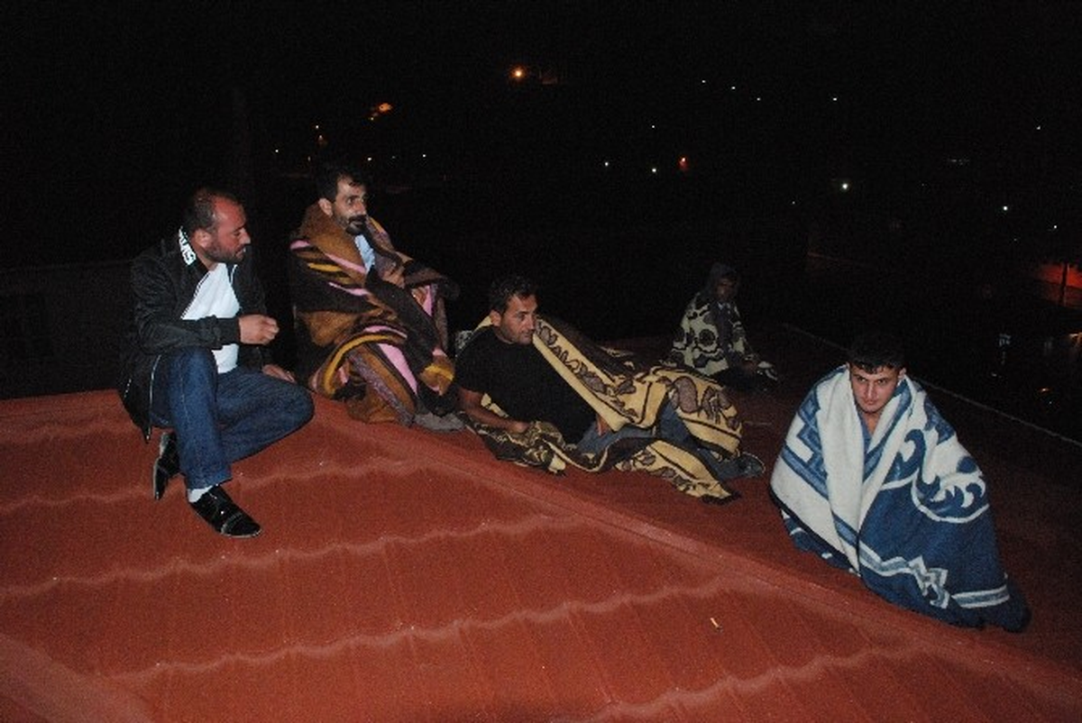 Alacakları Ödenmeyen İşçiler Eylemlerine Gece Devam Etti
