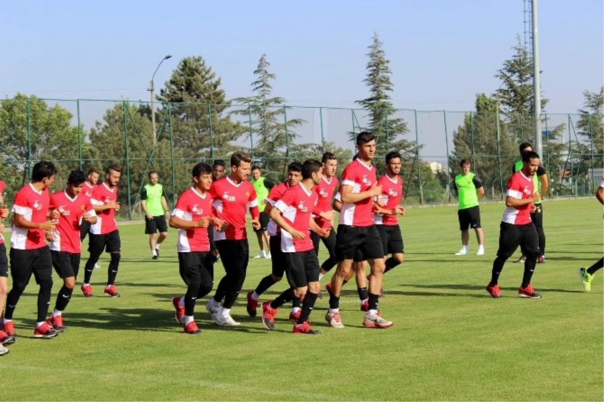 Eskişehirspor\'da Yeni Sezon Hazırlıkları