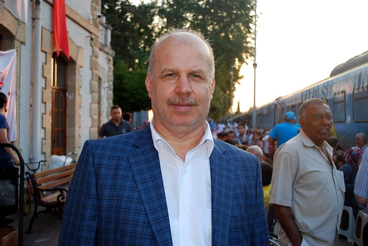 Bayrampaşa Belediyesi\'nin "Bereket Ekspresi", Salihli\'de