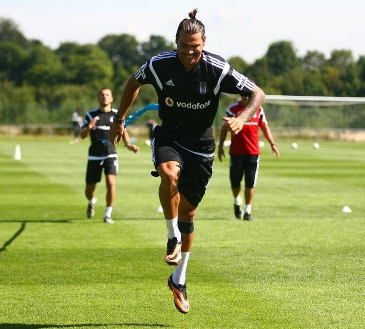 Beşiktaş Yeni Sezon Hazırlıklarını Sürdürüyor