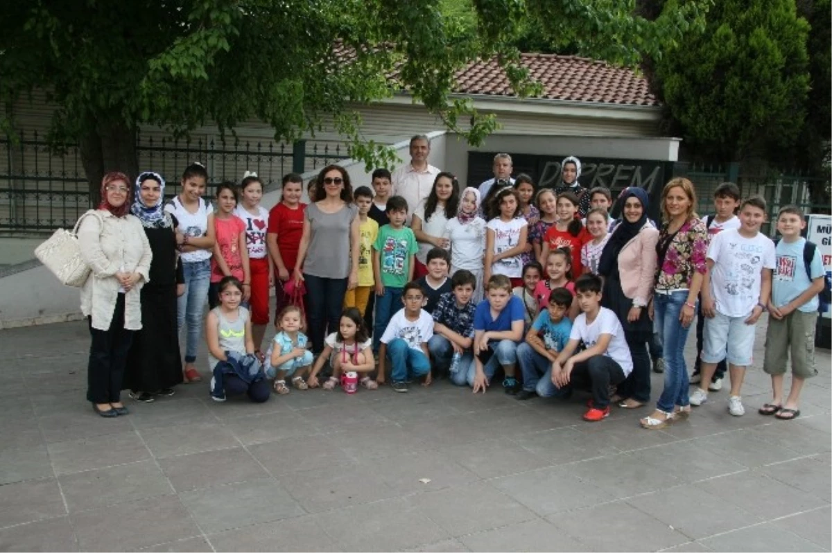Bilgievi Öğrencileri Deprem Müzesini Ziyaret Etti