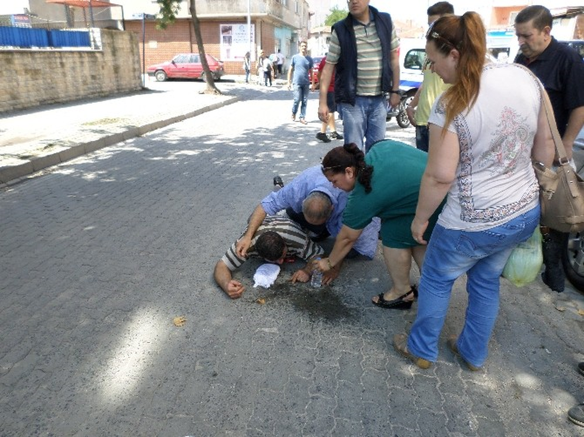 Çarptığı Arkadaşının Başında Ter Döktü