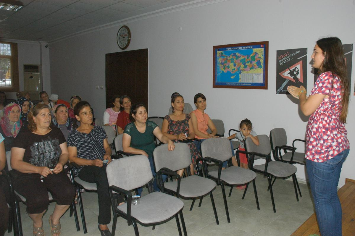 Ceyhan\'da İş Kurmak İsteyen Kadınlar Bilgilendirildi