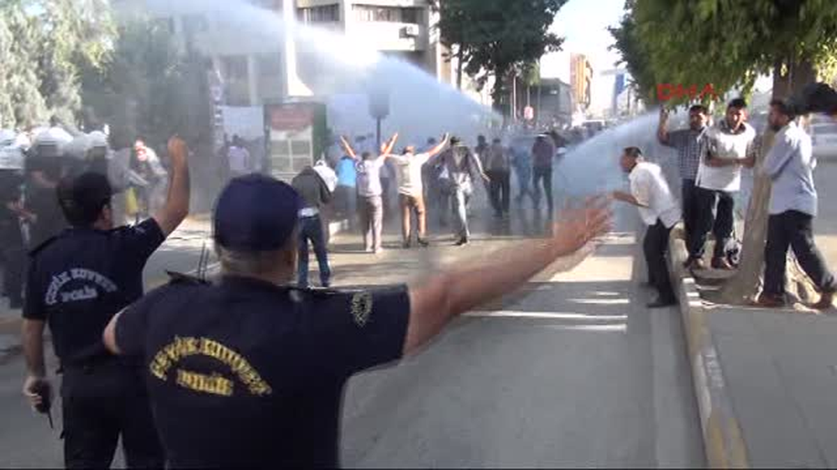 Eylemci İşçilere Polis Müdahale Etti