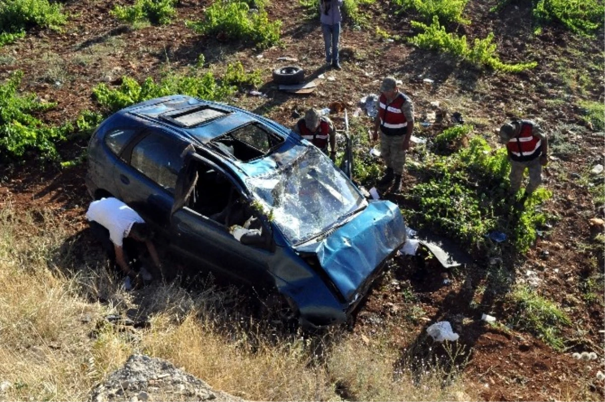 Gaziantep\'te Trafik Kazaları: 2 Ölü, 16 Yaralı