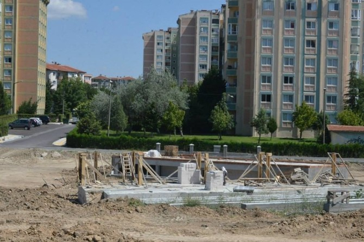 Kapaklı İsmetpaşa Parkı Kasım\'a Yetişecek