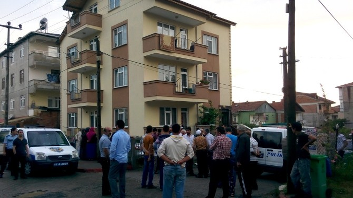 Kocaeli\'de İntihar