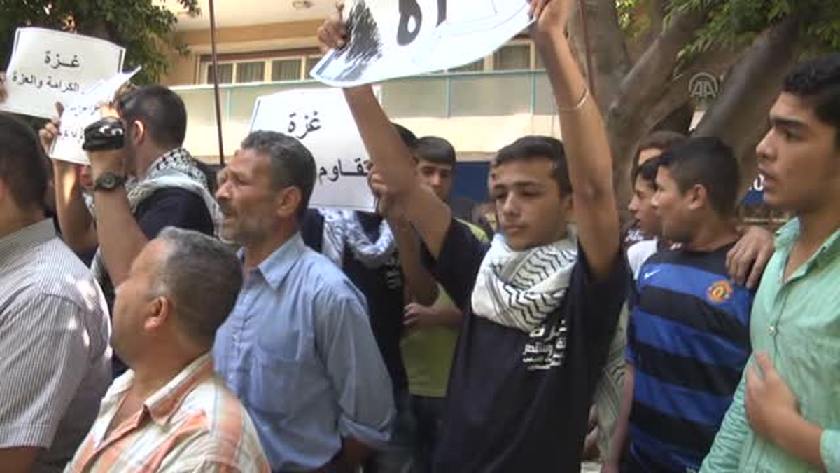 Lübnan\'da Gazze\'yle dayanışma gösterisi düzenlendi -