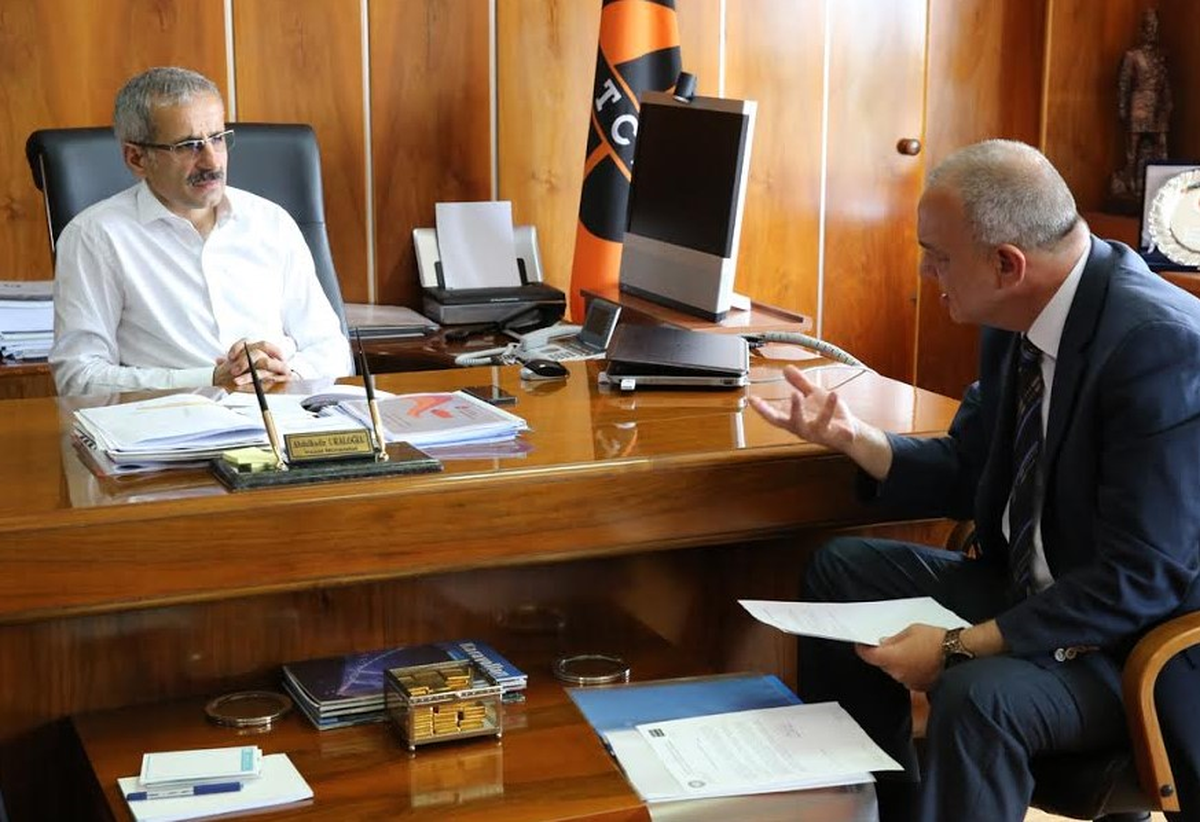 Manisa Büyükşehir\'in Projelerine Karayollarından Onay Çıktı