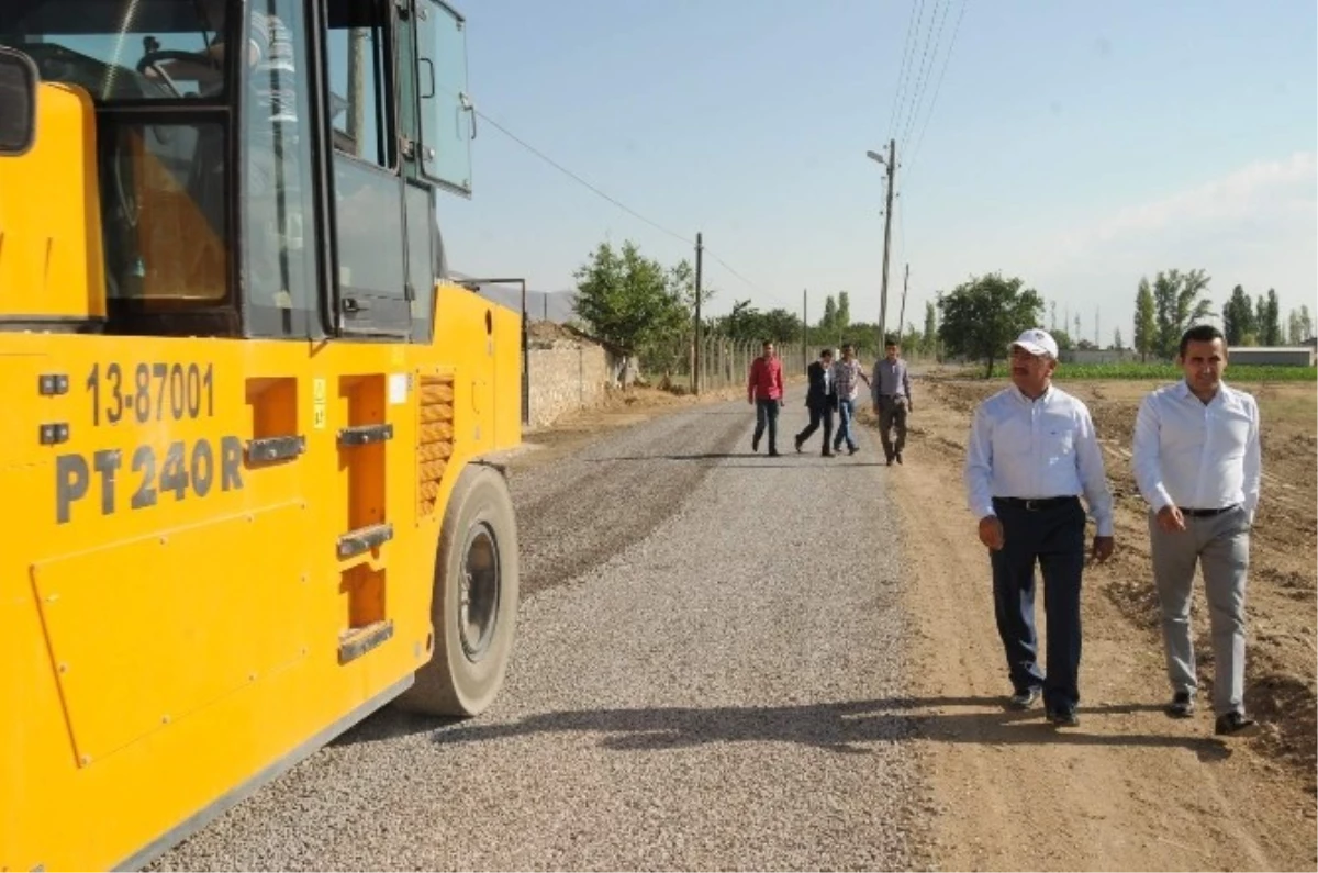 Niğde Amas Bağları Asfaltlandı