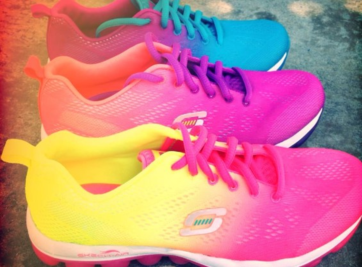 Skechers\'ın Neon Renkleriyle Yazın Enerjisi Dışınıza Yansısın