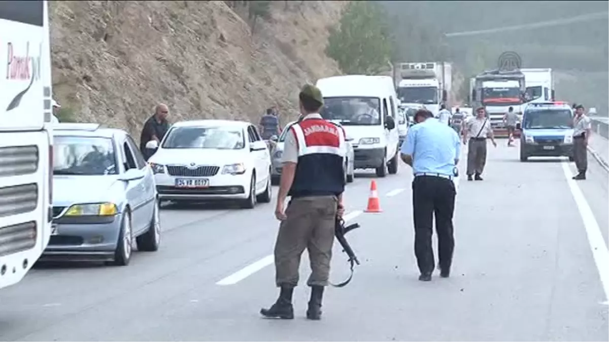 Trafik kazası: 1 ölü, 3 yaralı -