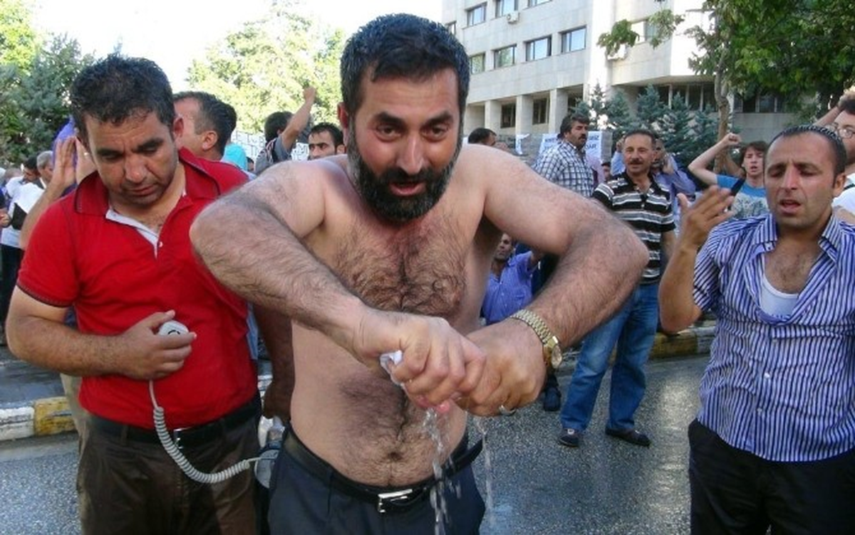 Van\'da Olaylar Çıktı