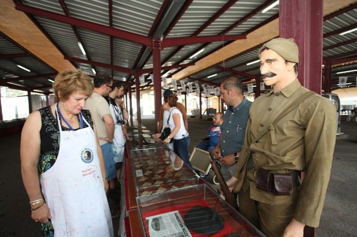 Yerli ve Yabancı Sanatçılar, Çanakkale Müzesini Gezdi