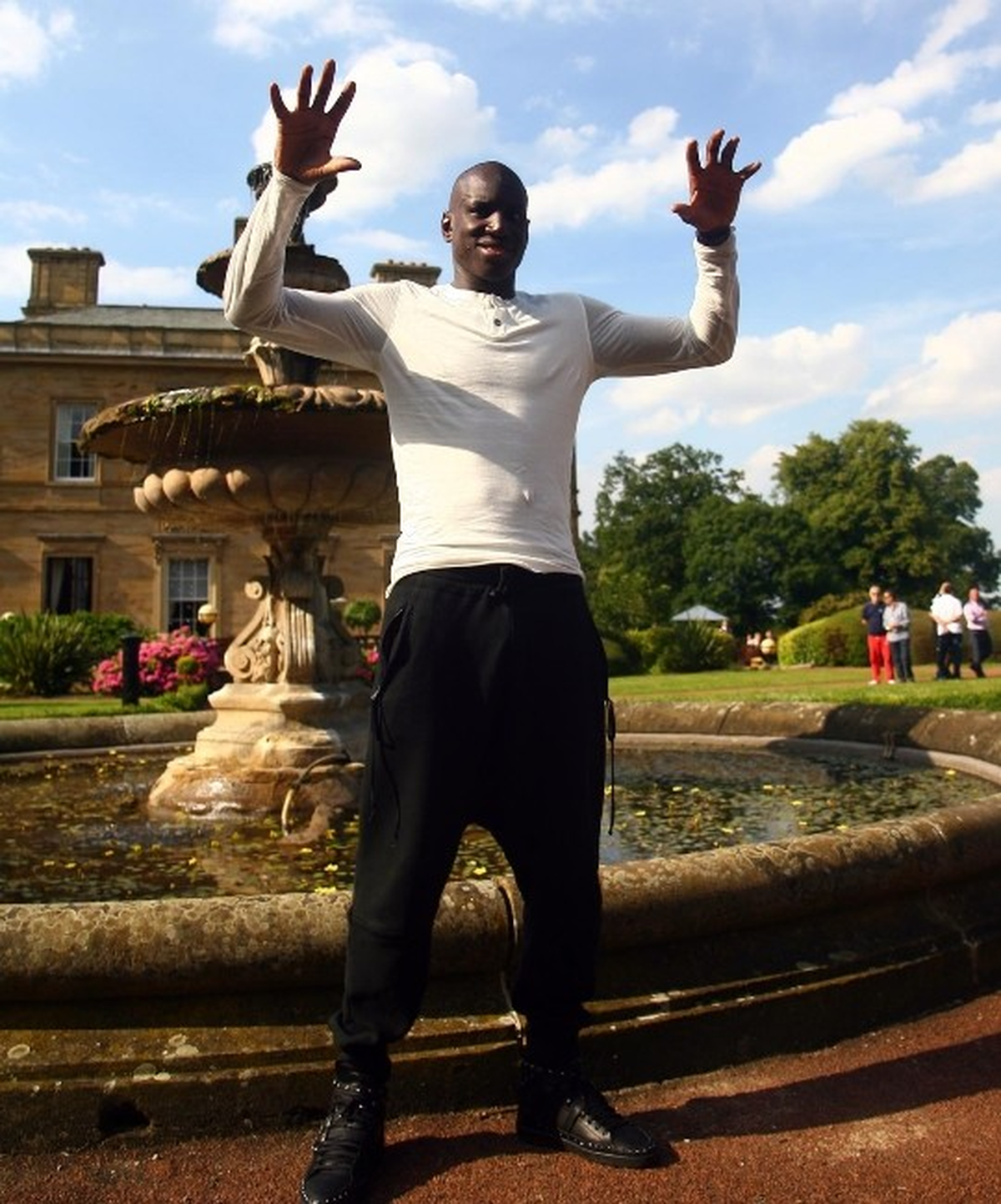 Demba Ba, Beşiktaş\'la İlk Antrenmanına Katıldı