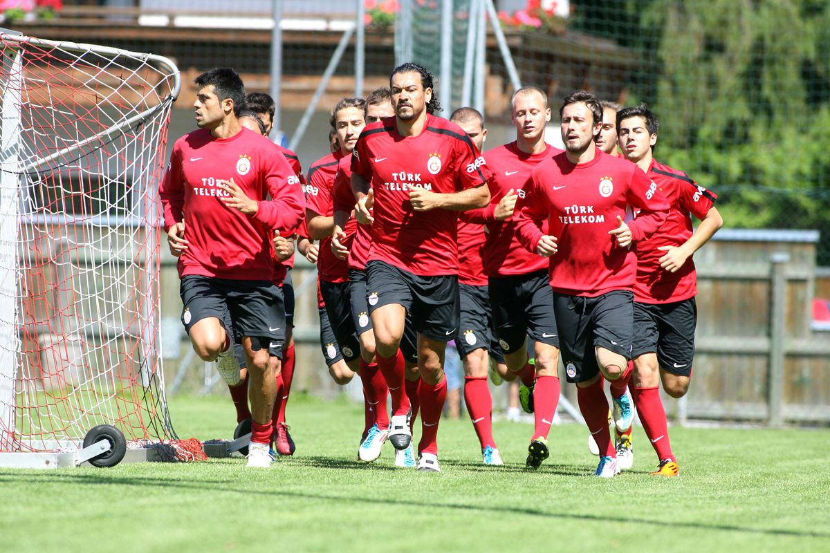 Galatasaray\'ın Avusturya Kampı Devam Ediyor