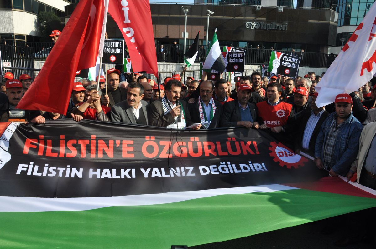İsrail Konsolosluğu Önünde Eylemler Sürüyor