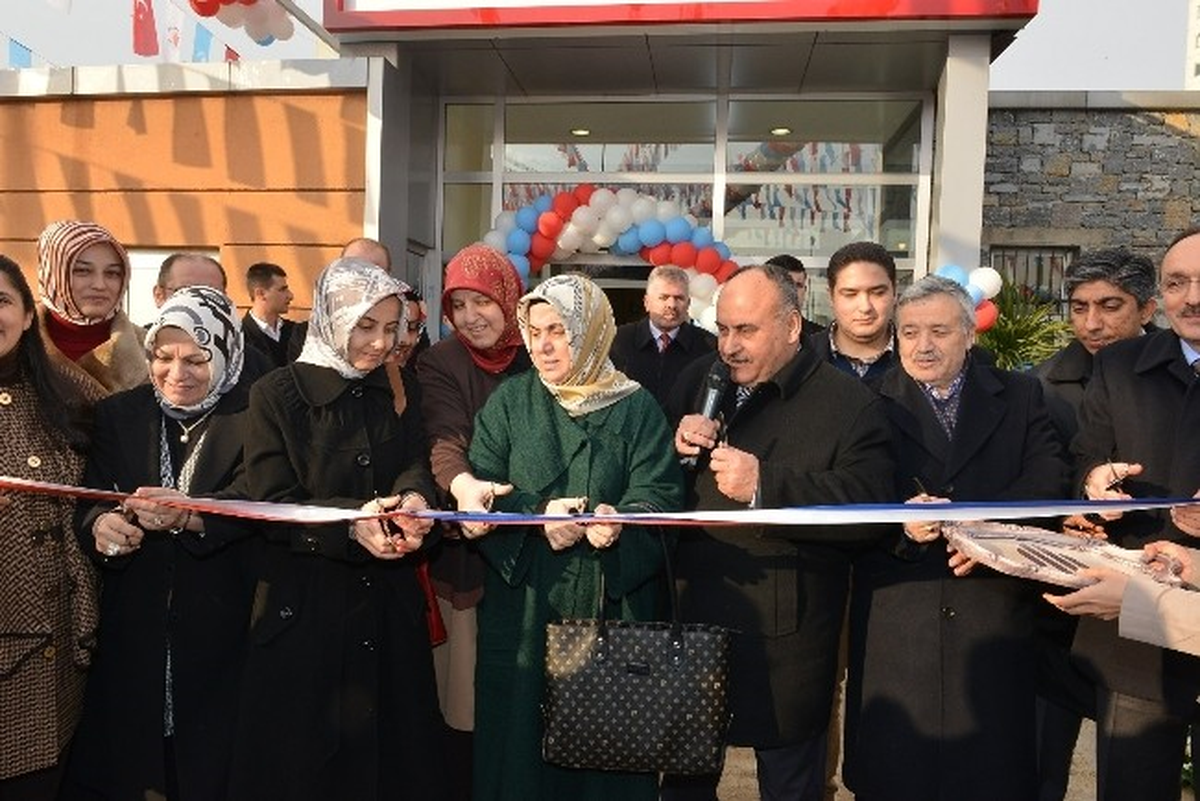 Sosyal Market Hizmete Devam Ediyor