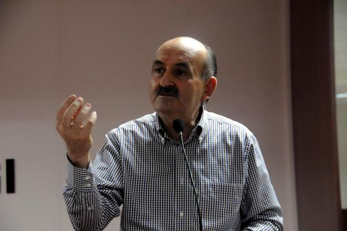 Bakan Müezzinoğlu: İhsanoğlu\'nu Evimize Sevgili mi Alacağız?