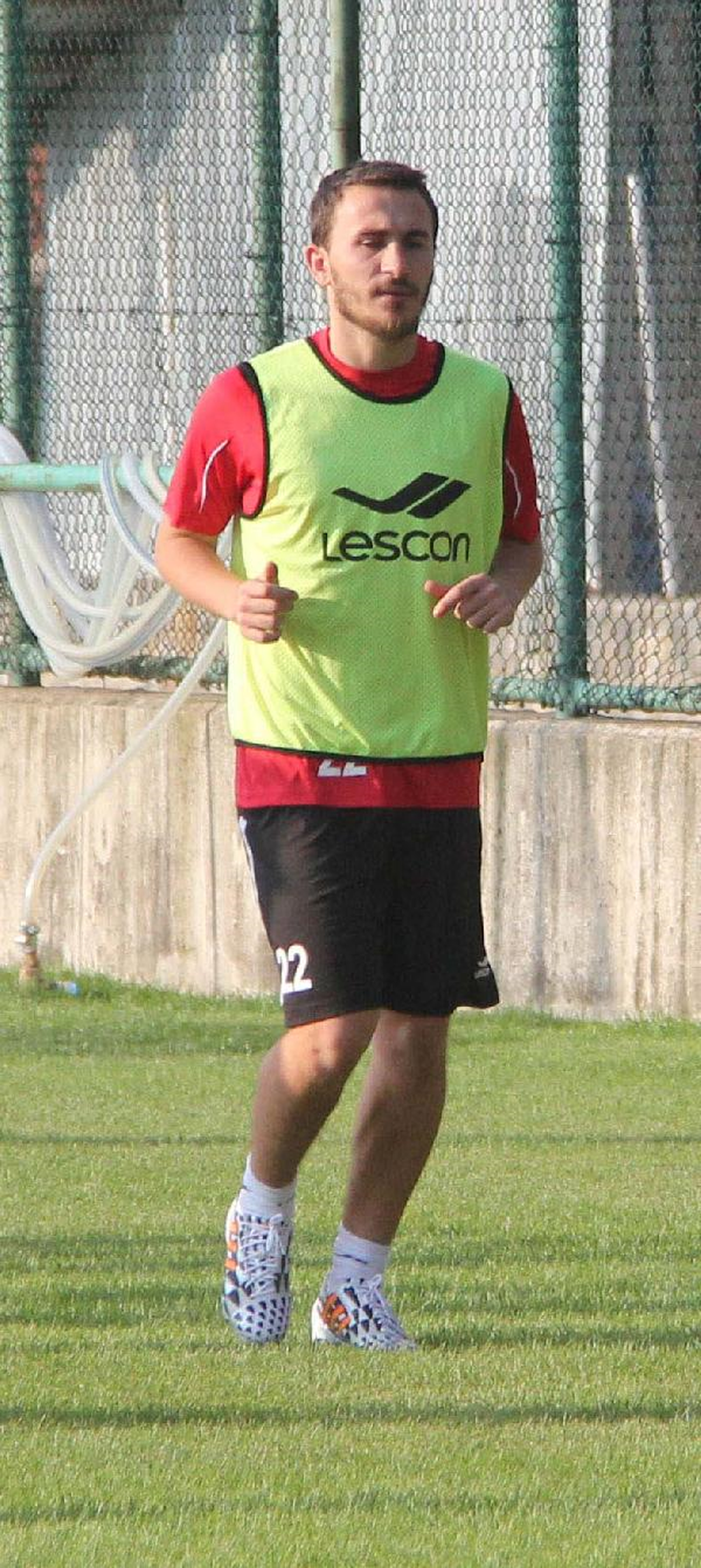 Balıkesirspor Bahadır Taşdelen\'le Prensipte Anlaştı