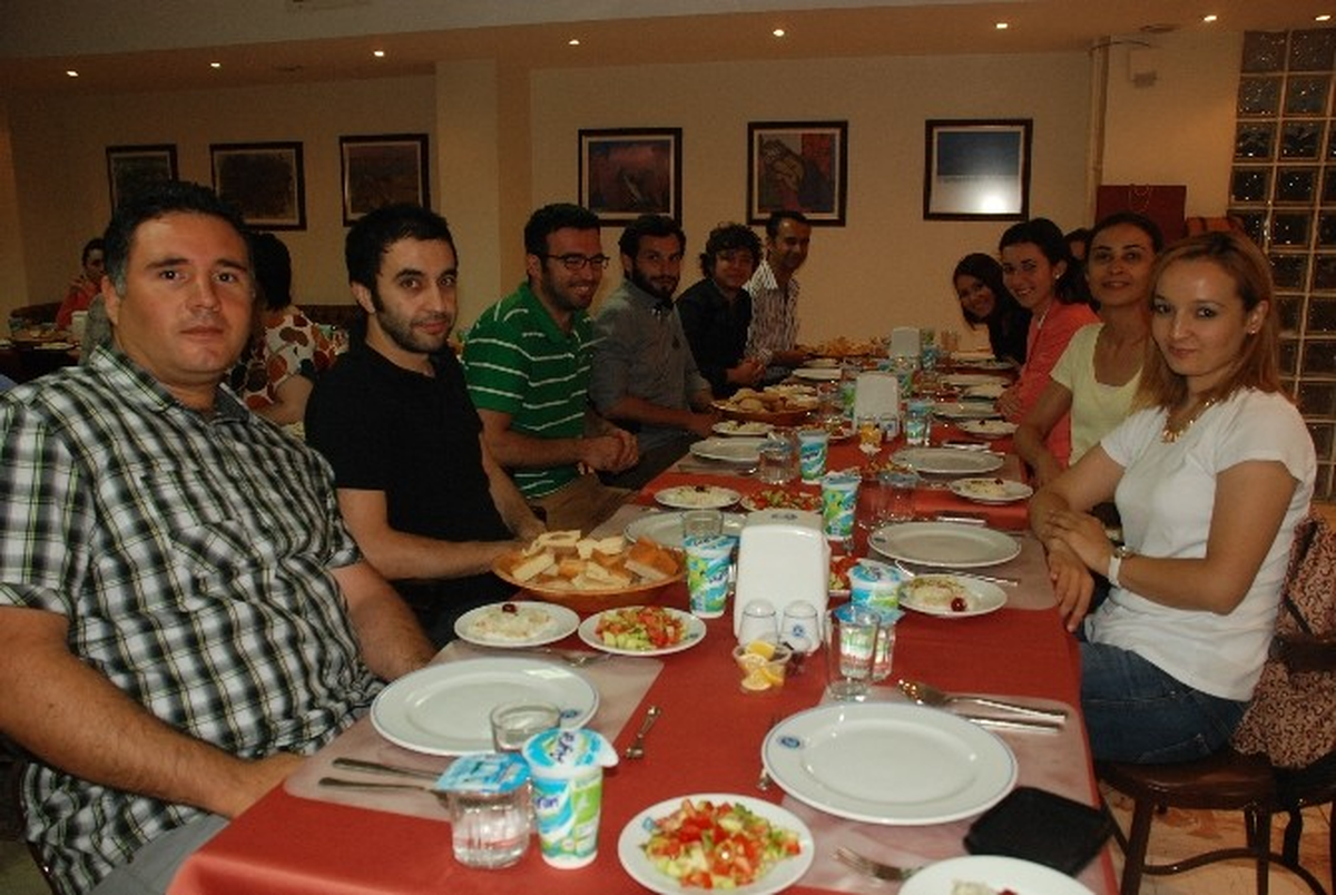 Başkan Büyükerşen İftar Programında Gazetecilerle Bir Araya Geldi