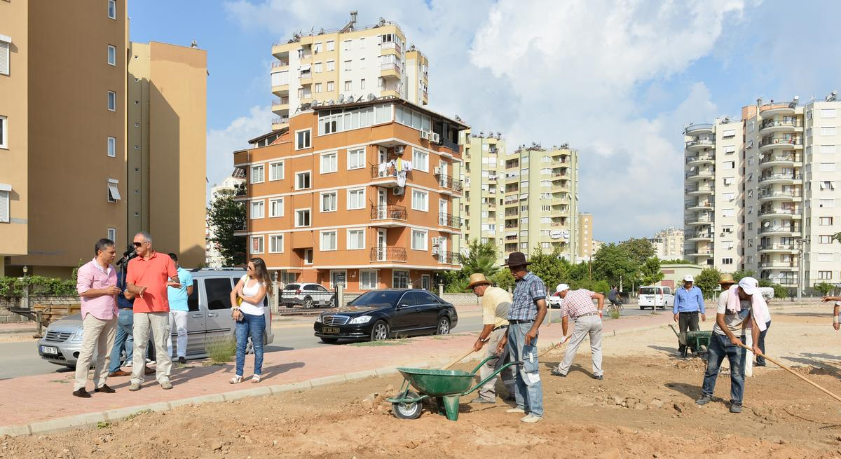 Başkan Uysal Park Çalışmalarını Denetledi