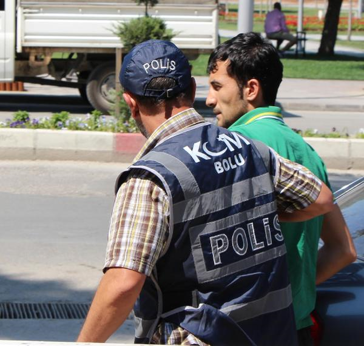 Bonzai Satıcıları Yakalandı