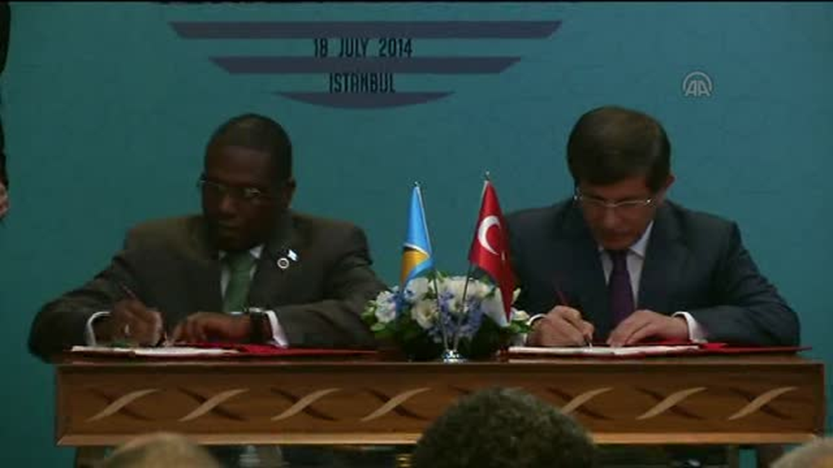 Davutoğlu - Malezya uçağının düşmesi -
