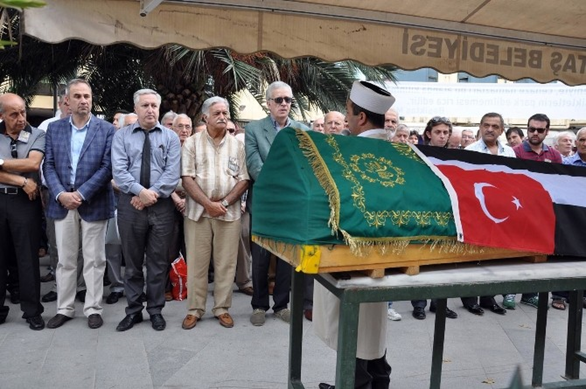 Ethem Karpat Son Yolculuğuna Uğurlandı