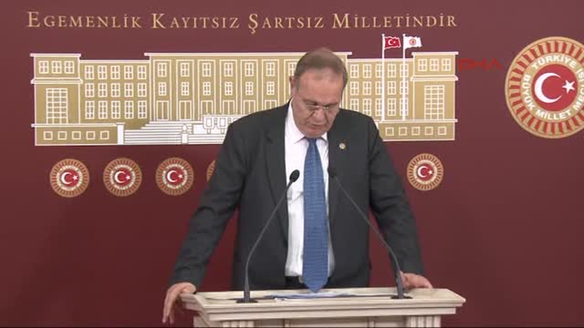 Faik Öztrak İsrail\'in Gazze\'ye Orantısız Güç Kullanarak Yaptığı Katliamdır
