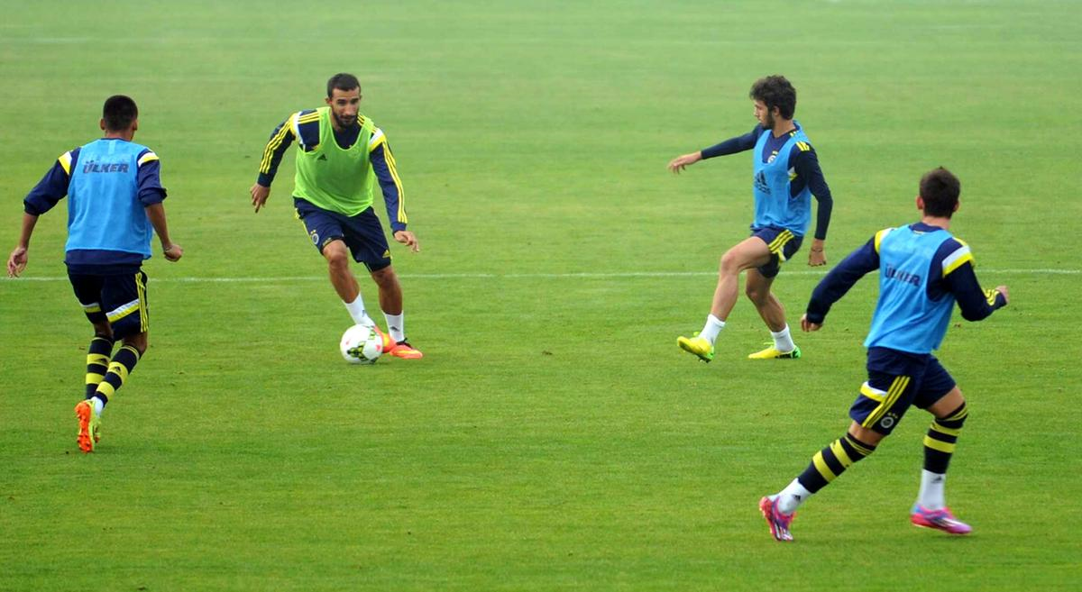 Fenerbahçe\'nin Topuk Yaylası Kampı
