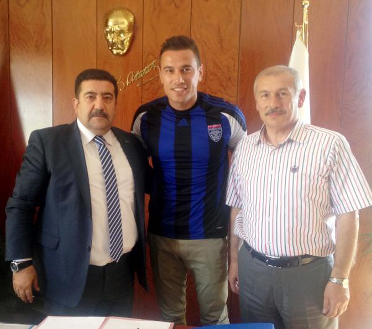 Gaziantep Büyükşehir Çağdaş\'ı Transfer Etti