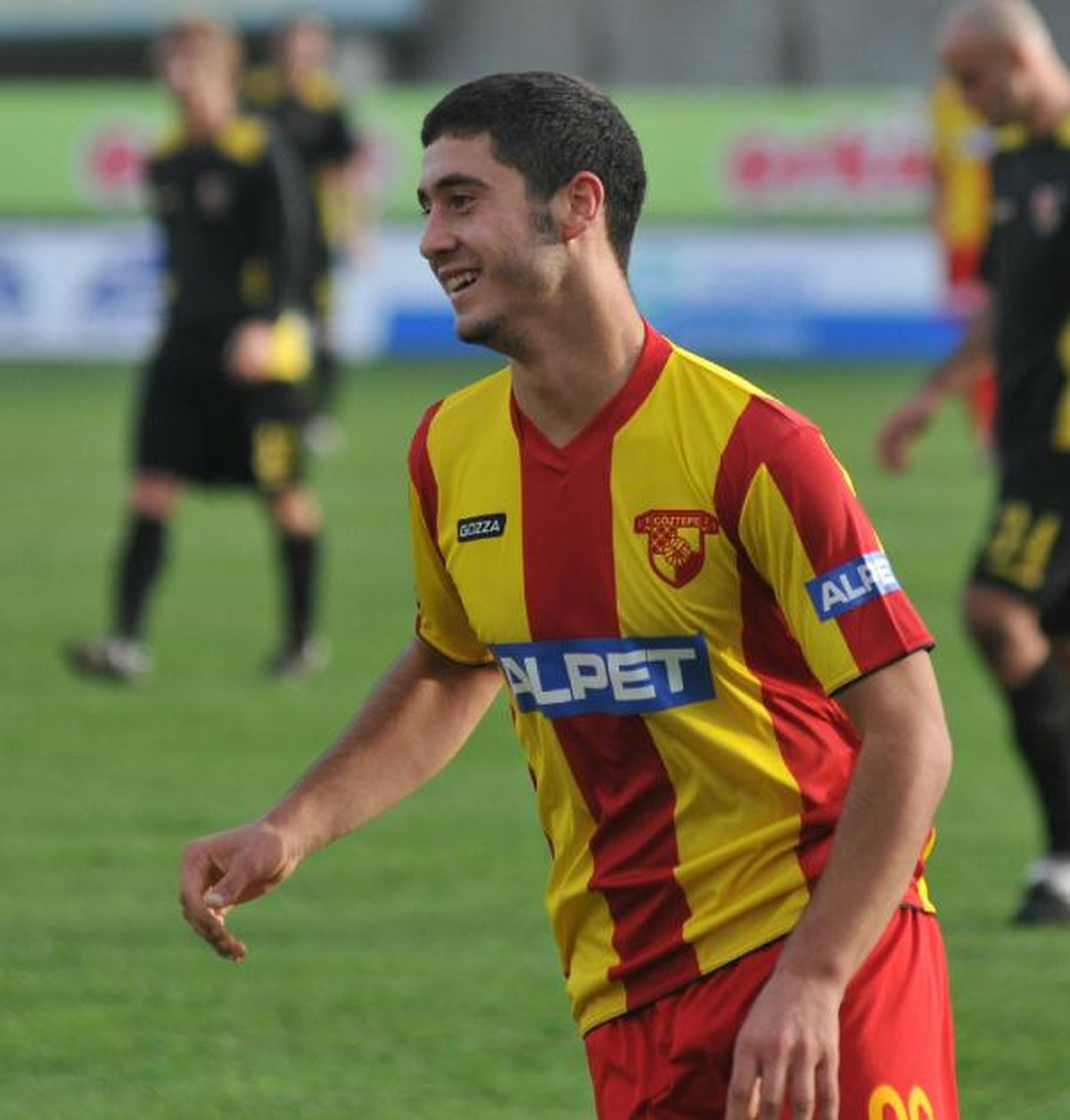 Göztepe Teknik Direktörü Kaya\'dan Tahir\'e Şans