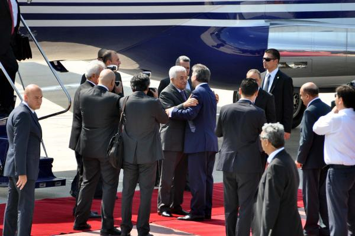Gül ve Abbas Ortak Basın Toplantısı Düzenledi