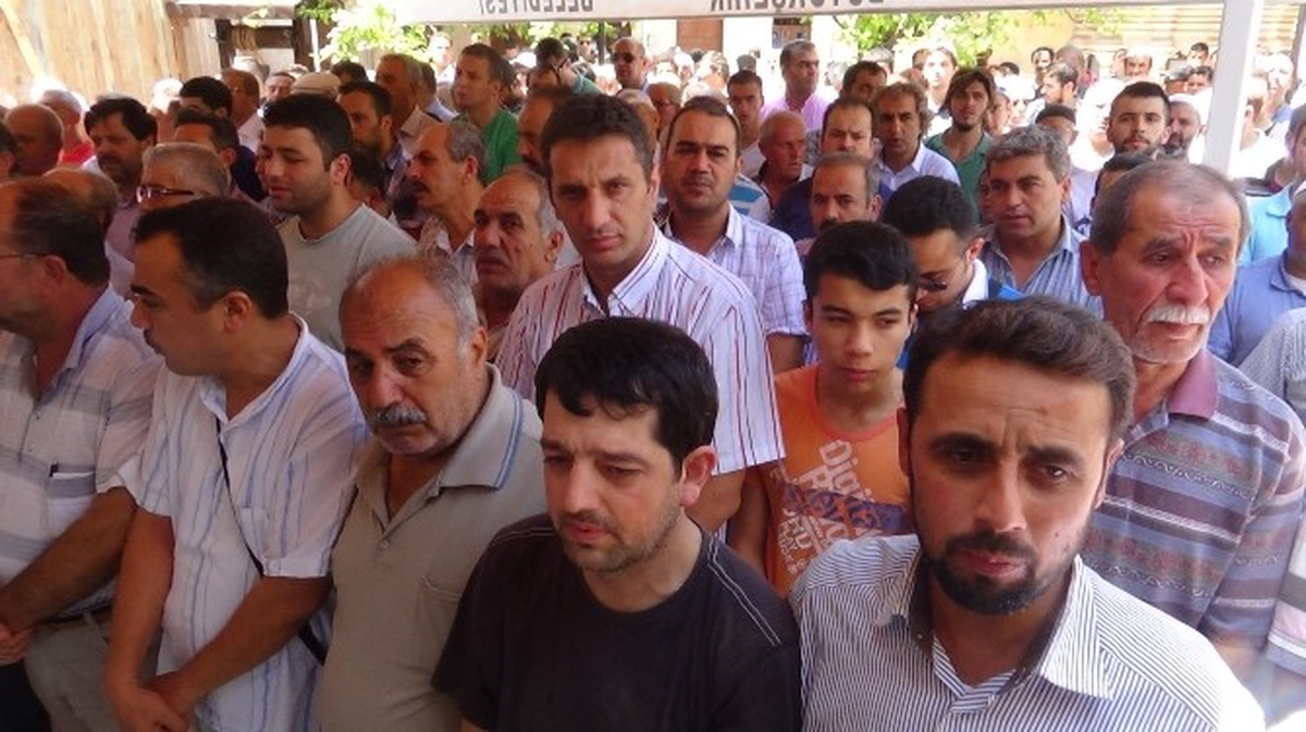 Hatay\'da Filistinliler İçin Gıyabi Cenaze Namazı Kılındı