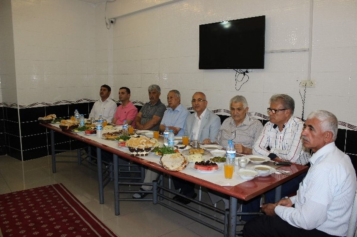 Hayırsever İş Adamı Kadıoğlu\'ndan İftar