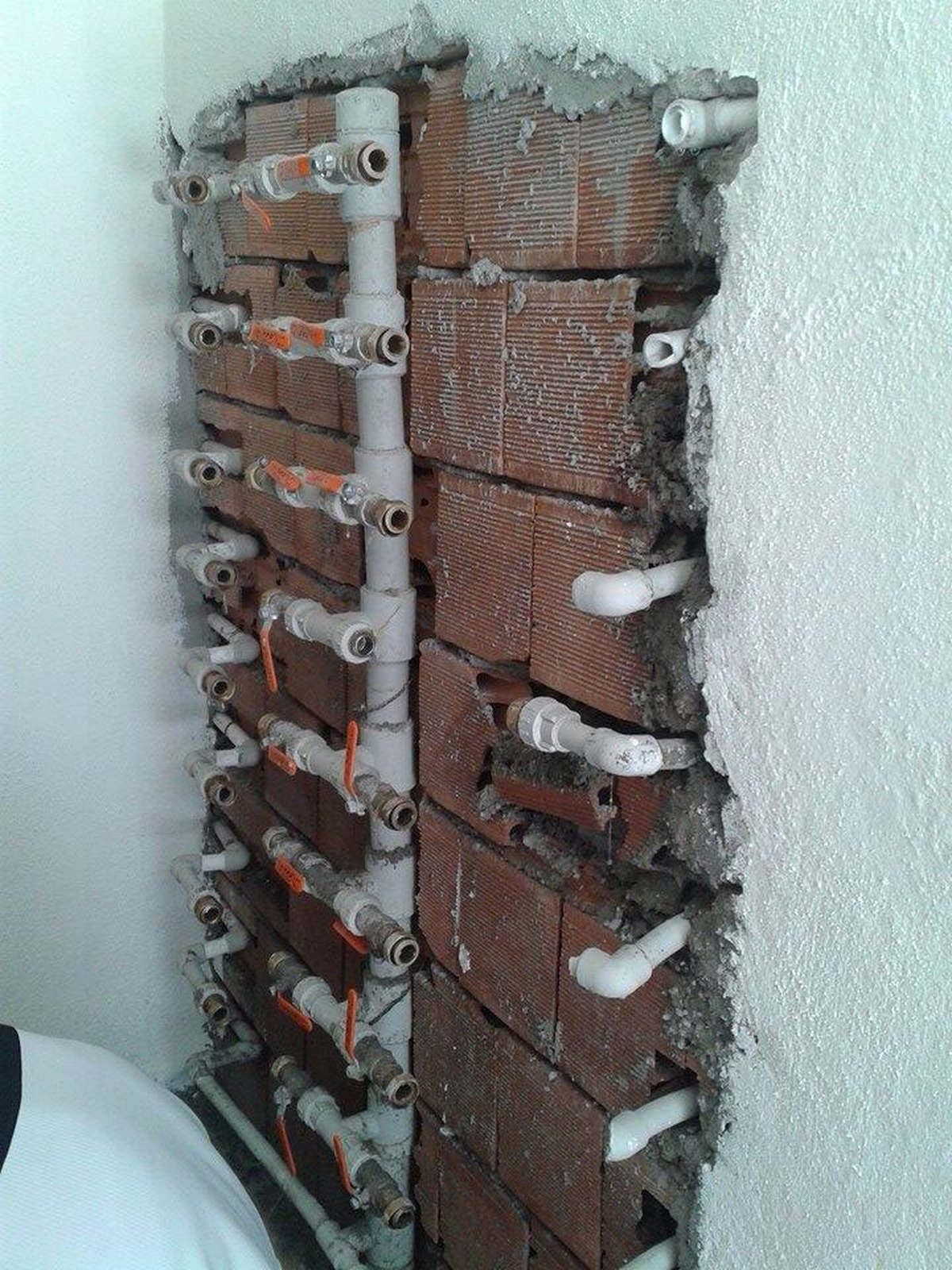 Hırsızlar Su Sayaçlarına Dadandı