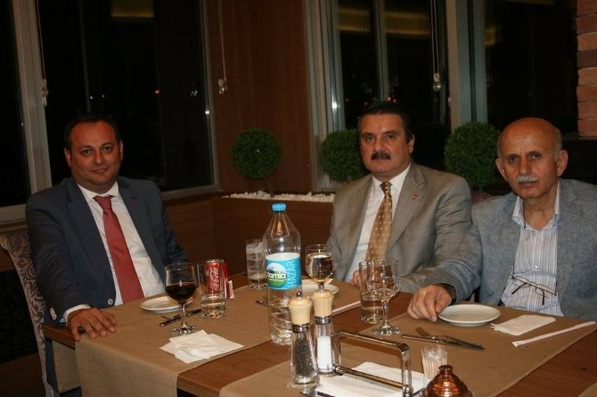 İş Bankası Çalışanları ve Müşterileri İftarda Buluştu