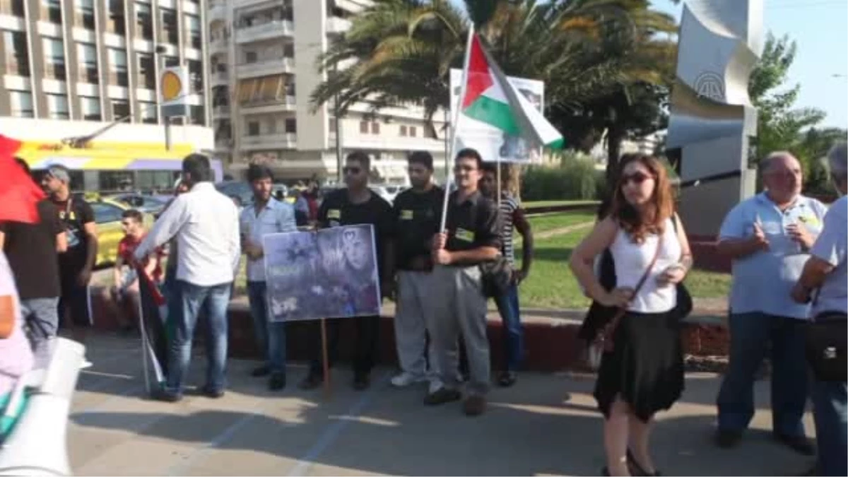 İsrail\'de İsrailin Gazze Saldırılarını Yüzlerce Kişi Protesto Etti