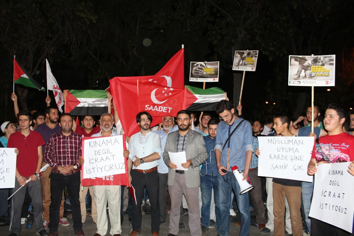 İsrail\'in Gazze Saldırılarının Protesto Edilmesi