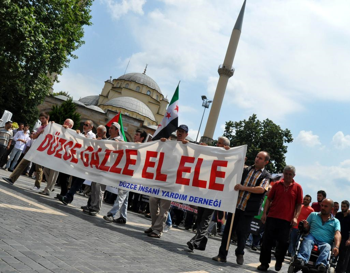 İsrail\'in Gazze Saldırılarının Protesto Edilmesi