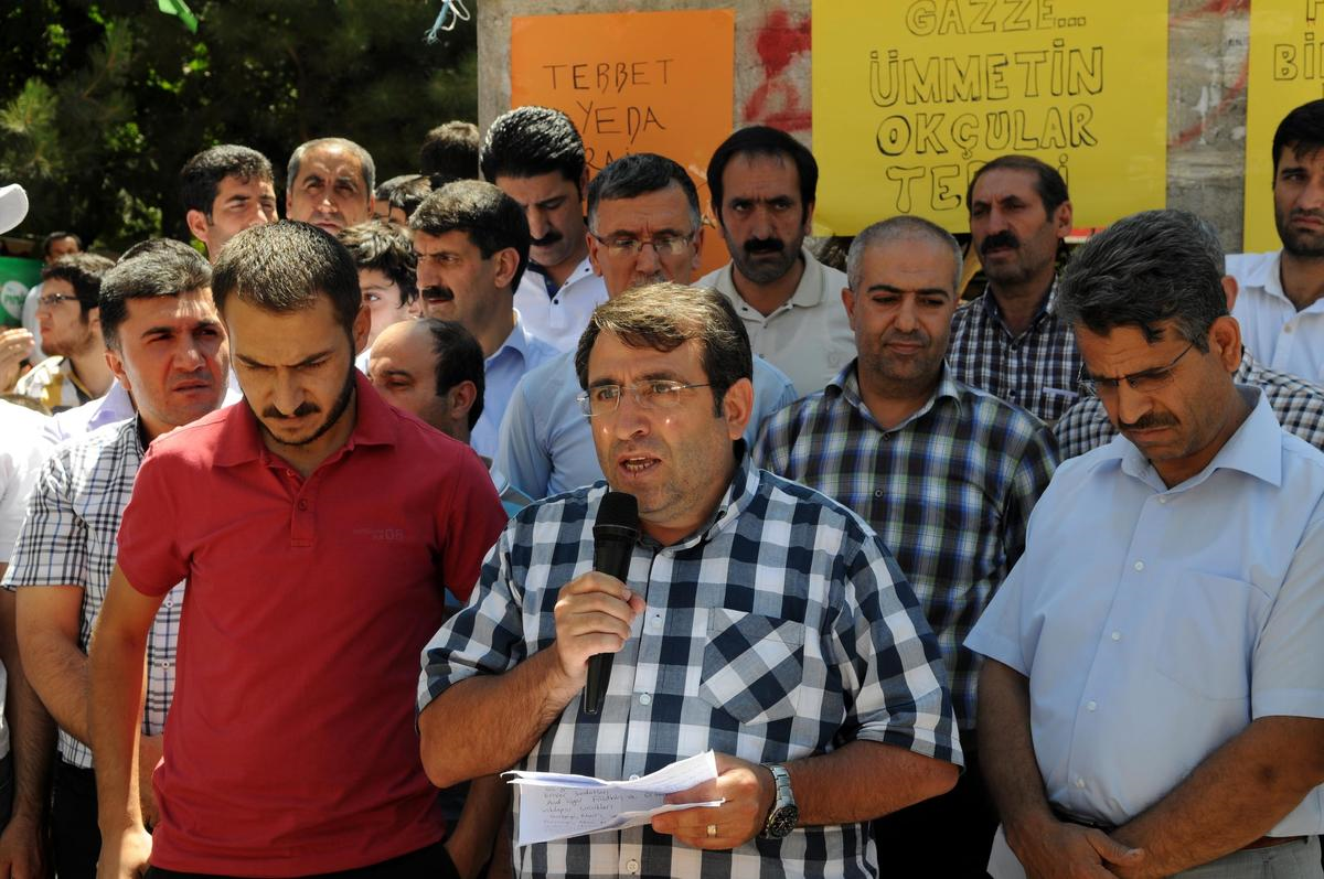 İsrail\'in Gazze Saldırılarının Protesto Edilmesi
