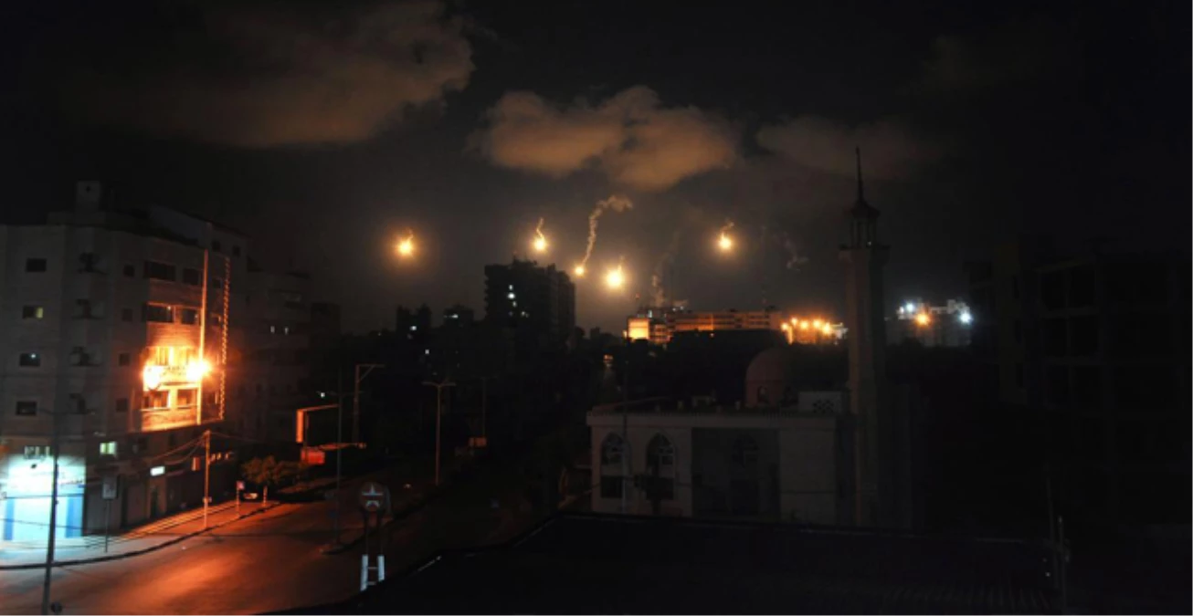 İsrail\'in Gazze\'ye Karadan Saldırısı Dünya Basınında